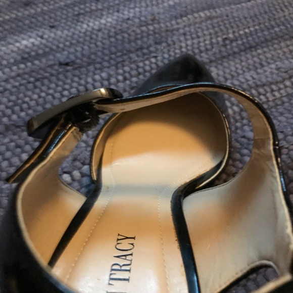Ellen Tracy Black Patent Leather Ankle Strap Pumps - Picture 8 of 10